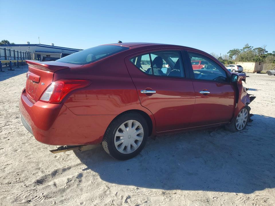 2019 Nissan Versa sv