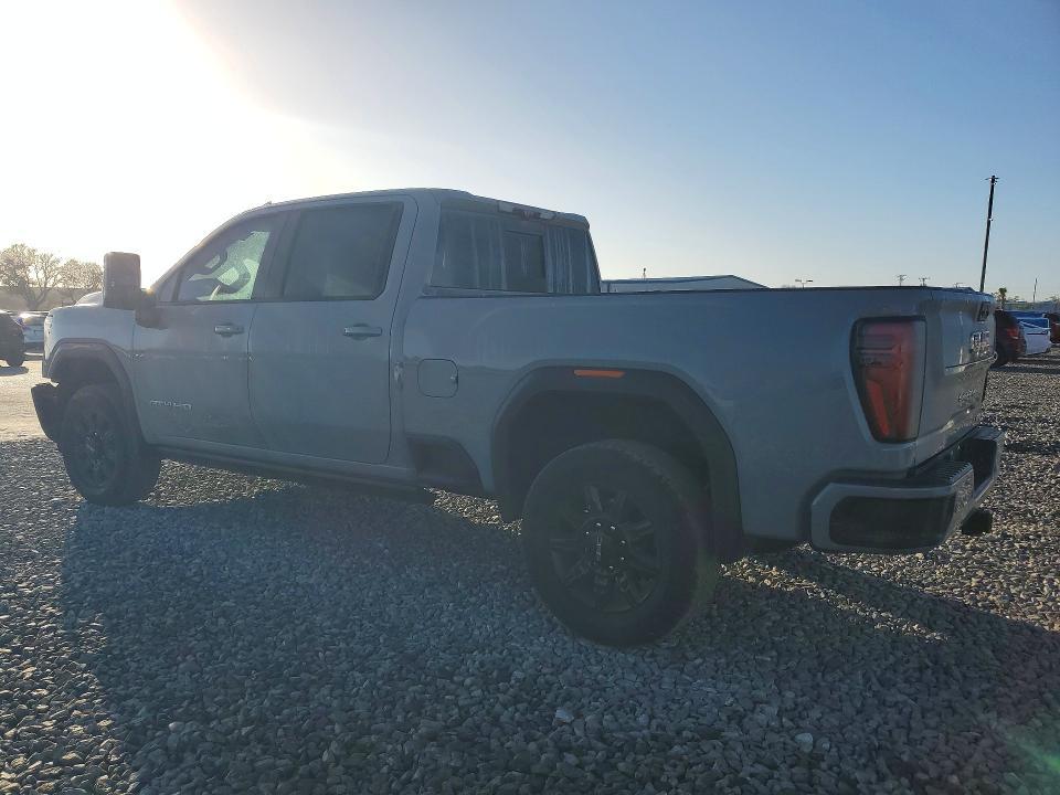 2025 GMC Sierra K2500 AT4