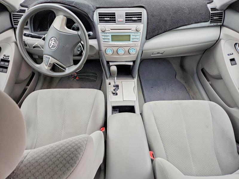 2009 Toyota Camry le