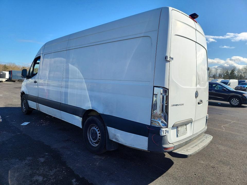 2021 Mercedes-Benz Sprinter 2500