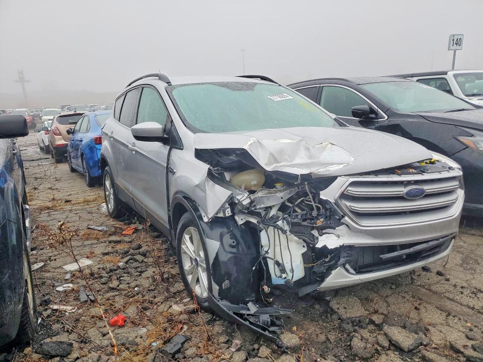 2018 Ford Escape sel