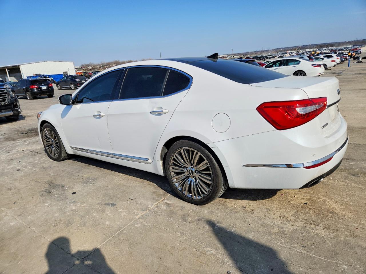2014 KIA Cadenza Limited