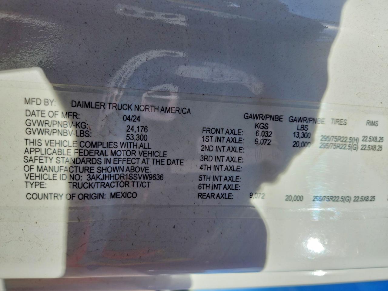 2025 Freightliner Cascadia 126 Semi Truck