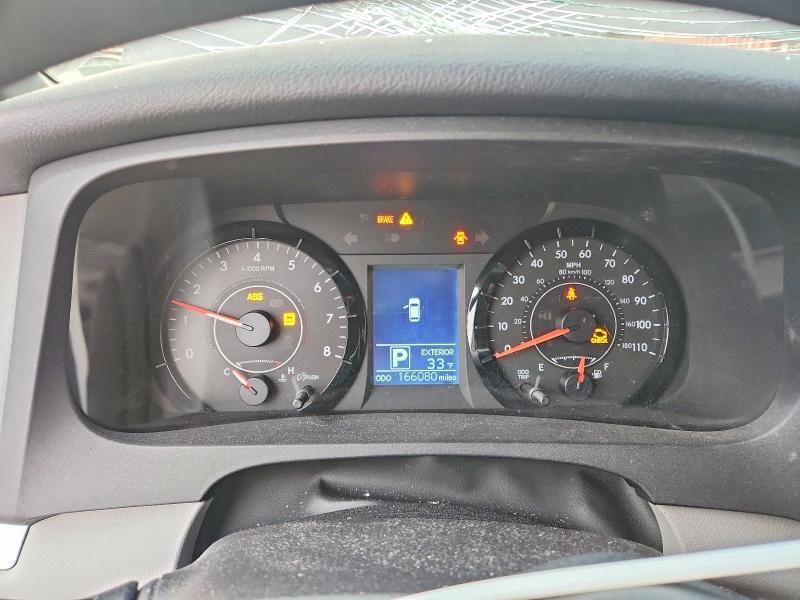 2015 Toyota Sienna le 8-passenger