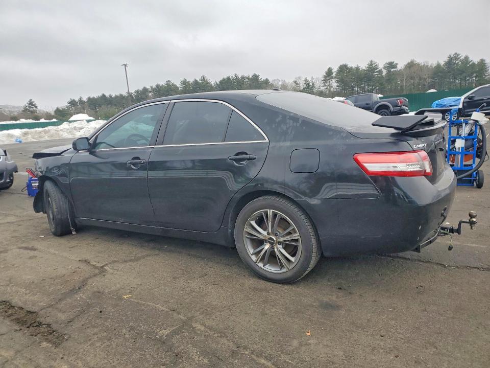 2011 Toyota Camry le