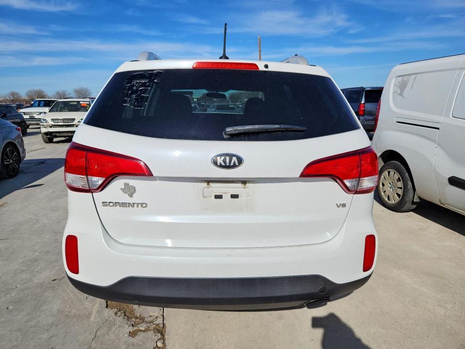 2015 KIA Sorento lx