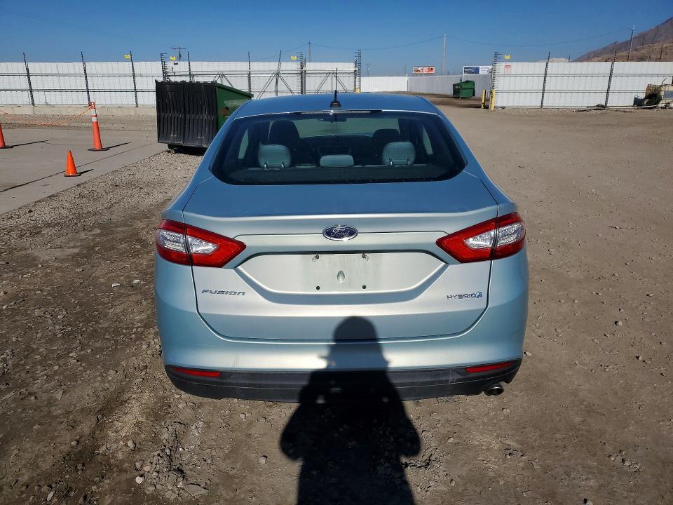 2014 Ford Fusion s Hybrid