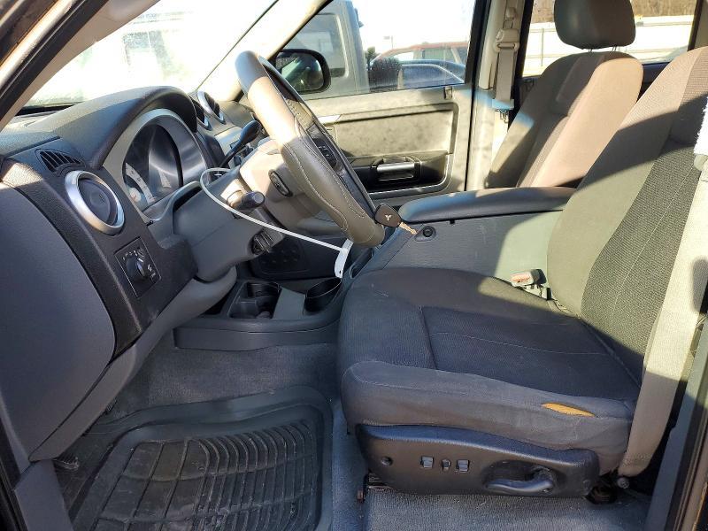 2006 Mitsubishi Raider Durocross