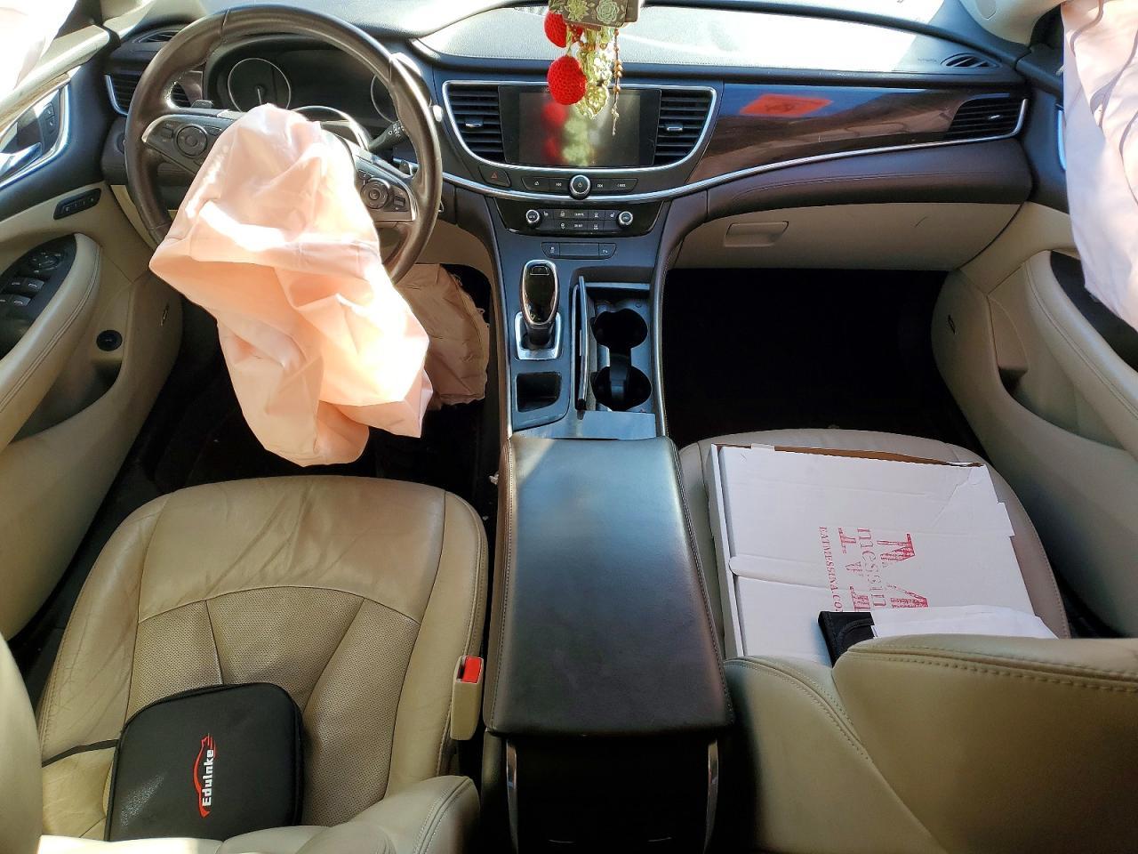 2017 Buick Lacrosse Essence