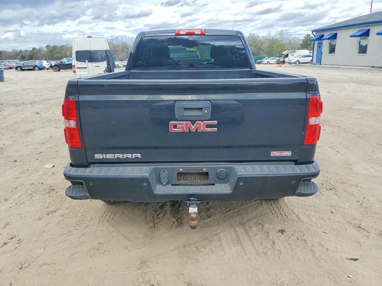 2015 GMC Sierra K1500 slt