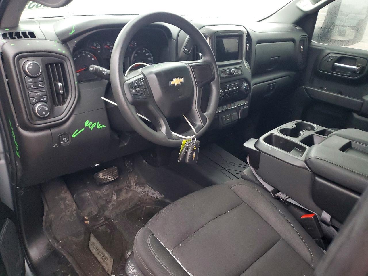2024 Chevrolet Silverado K1500 Custom