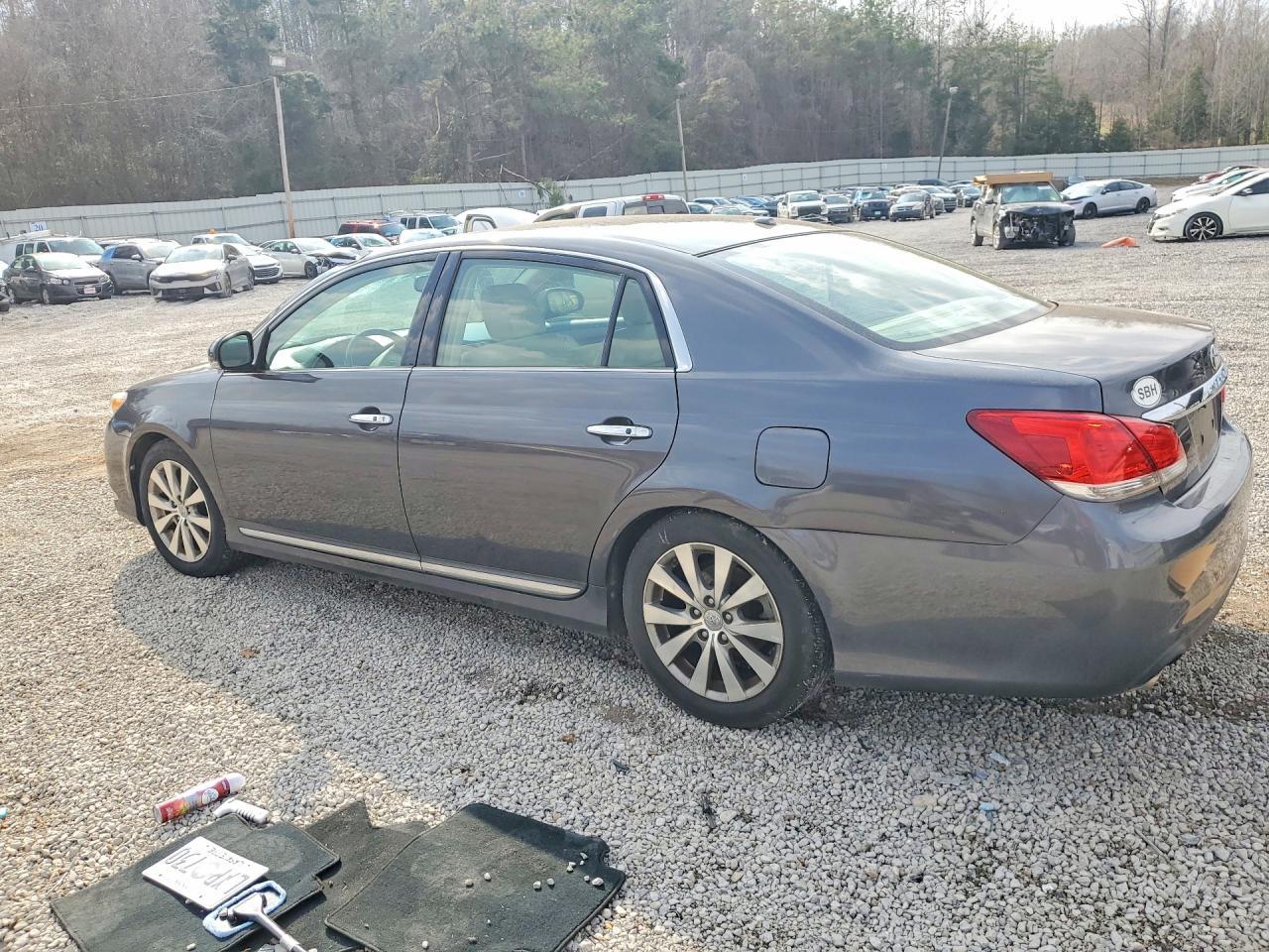2011 Toyota Avalon Base