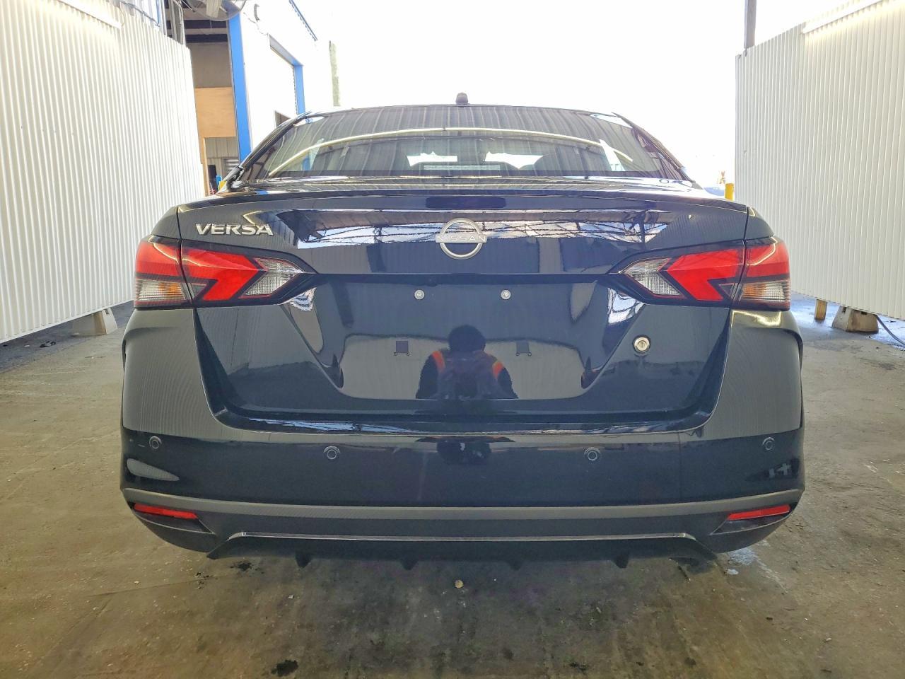 2025 Nissan Versa s