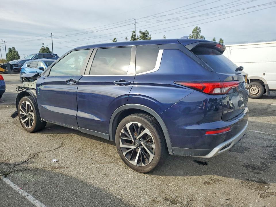 2022 Mitsubishi Outlander se