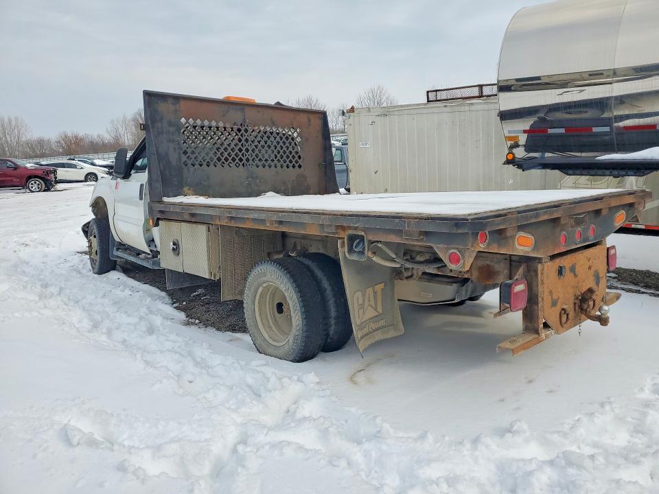 2016 Ford F350 Super Duty Flatbed Truck
