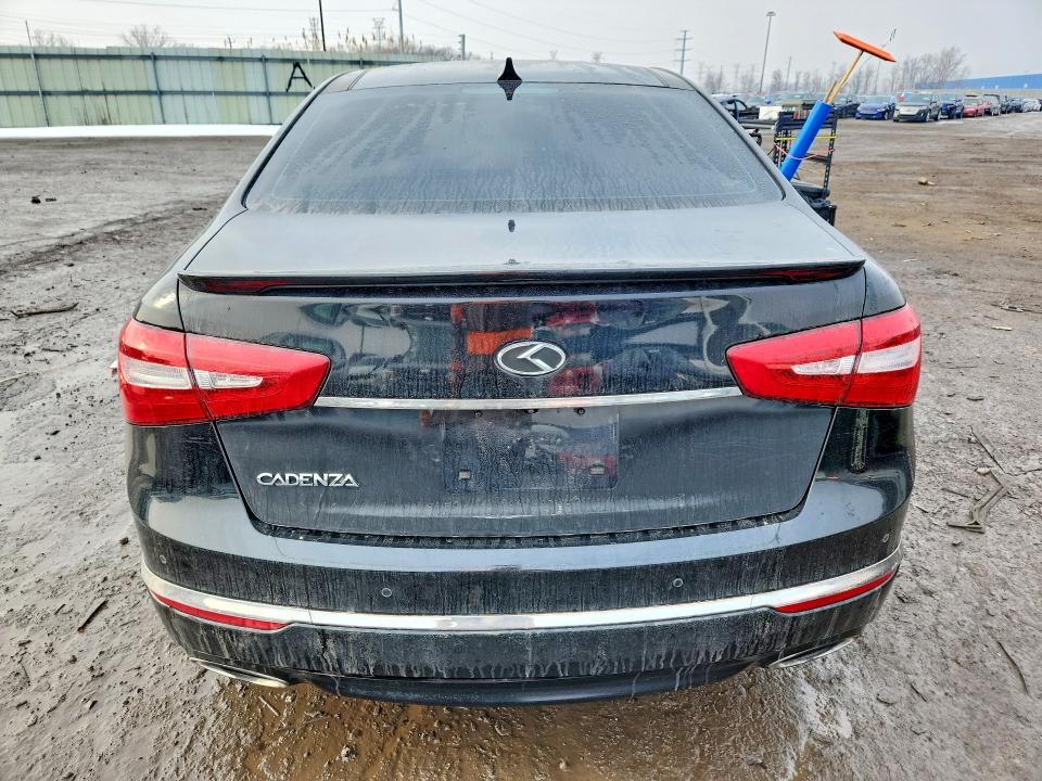 2015 KIA Cadenza Premium