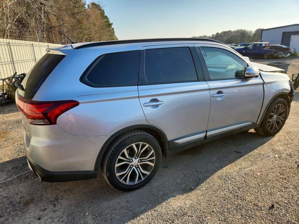2016 Mitsubishi Outlander se