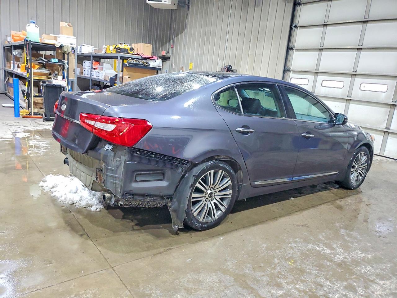 2015 KIA Cadenza Premium
