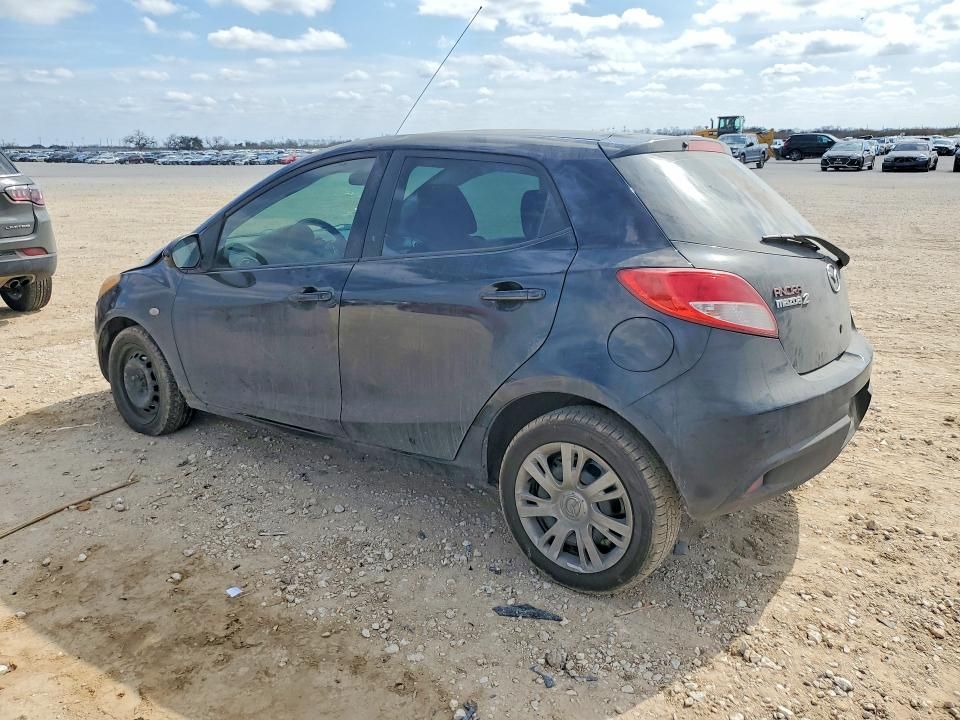 2014 Mazda 2 Sport