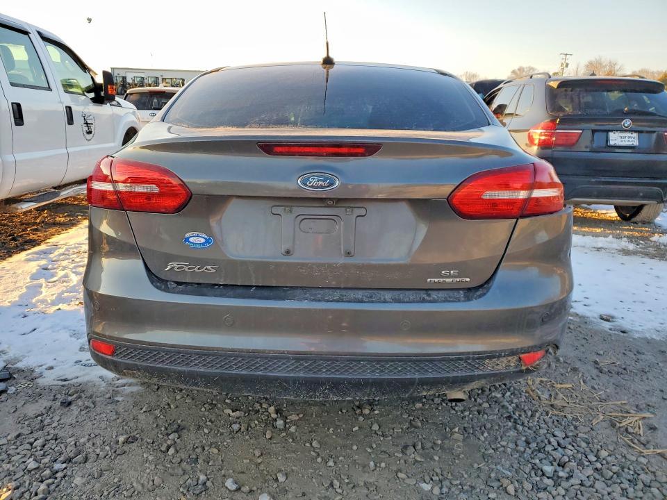 2015 Ford Focus se