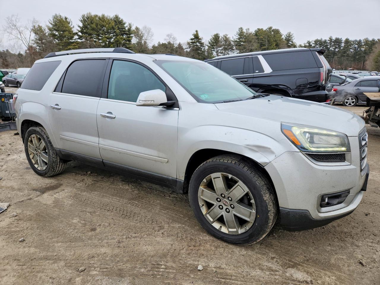 2017 GMC Acadia Limited Slt-2