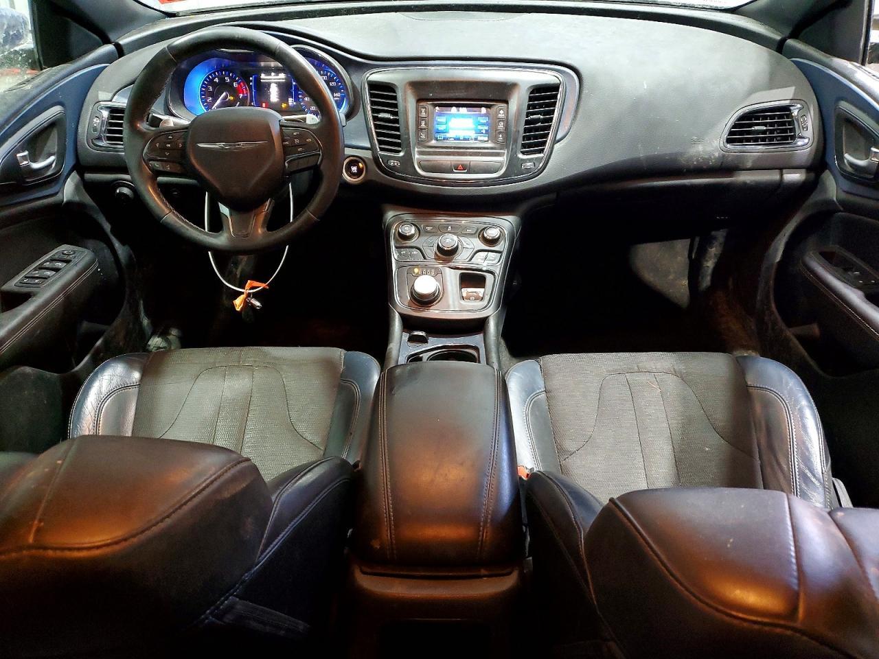2015 Chrysler 200