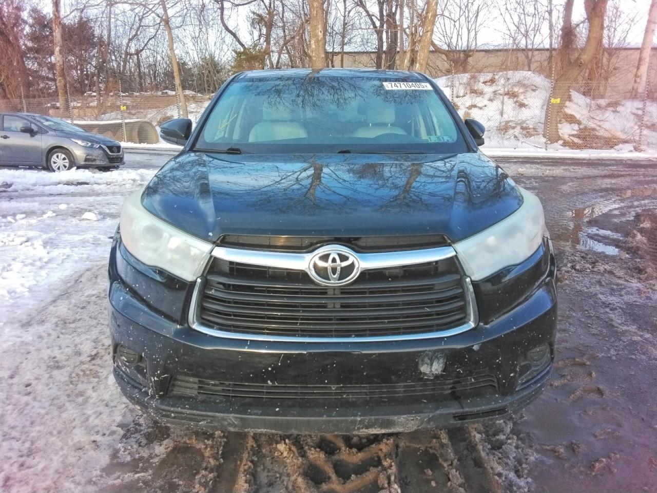 2014 Toyota Highlander le