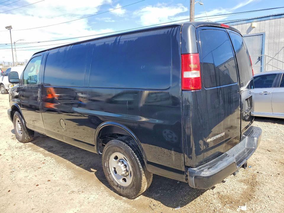 2018 Chevrolet Express 3500 Utility / Service Van