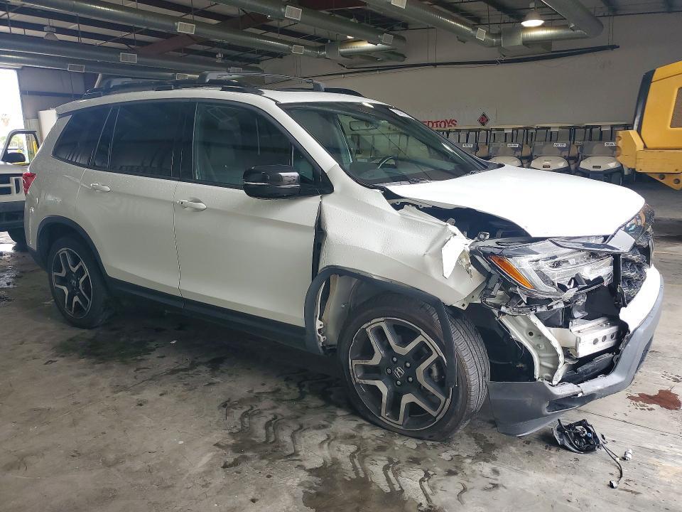 2022 Honda Passport Elite