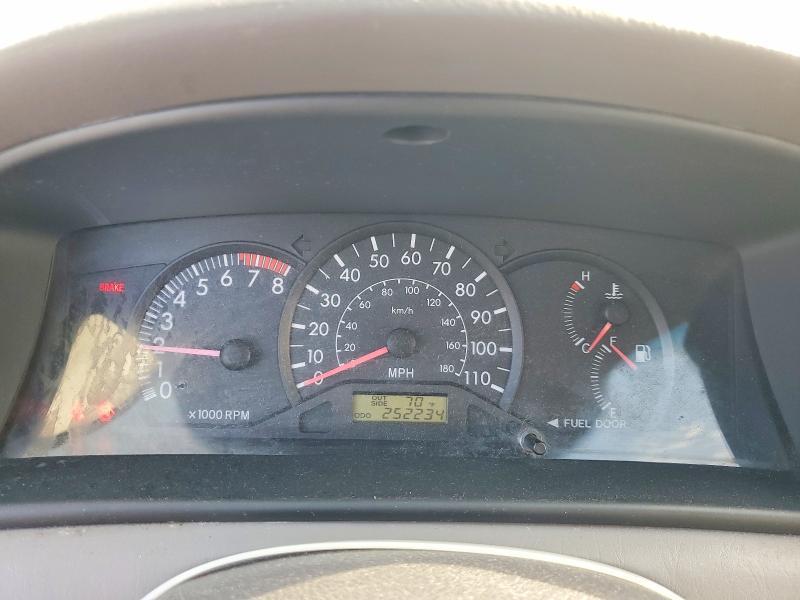 2004 Toyota Corolla ce