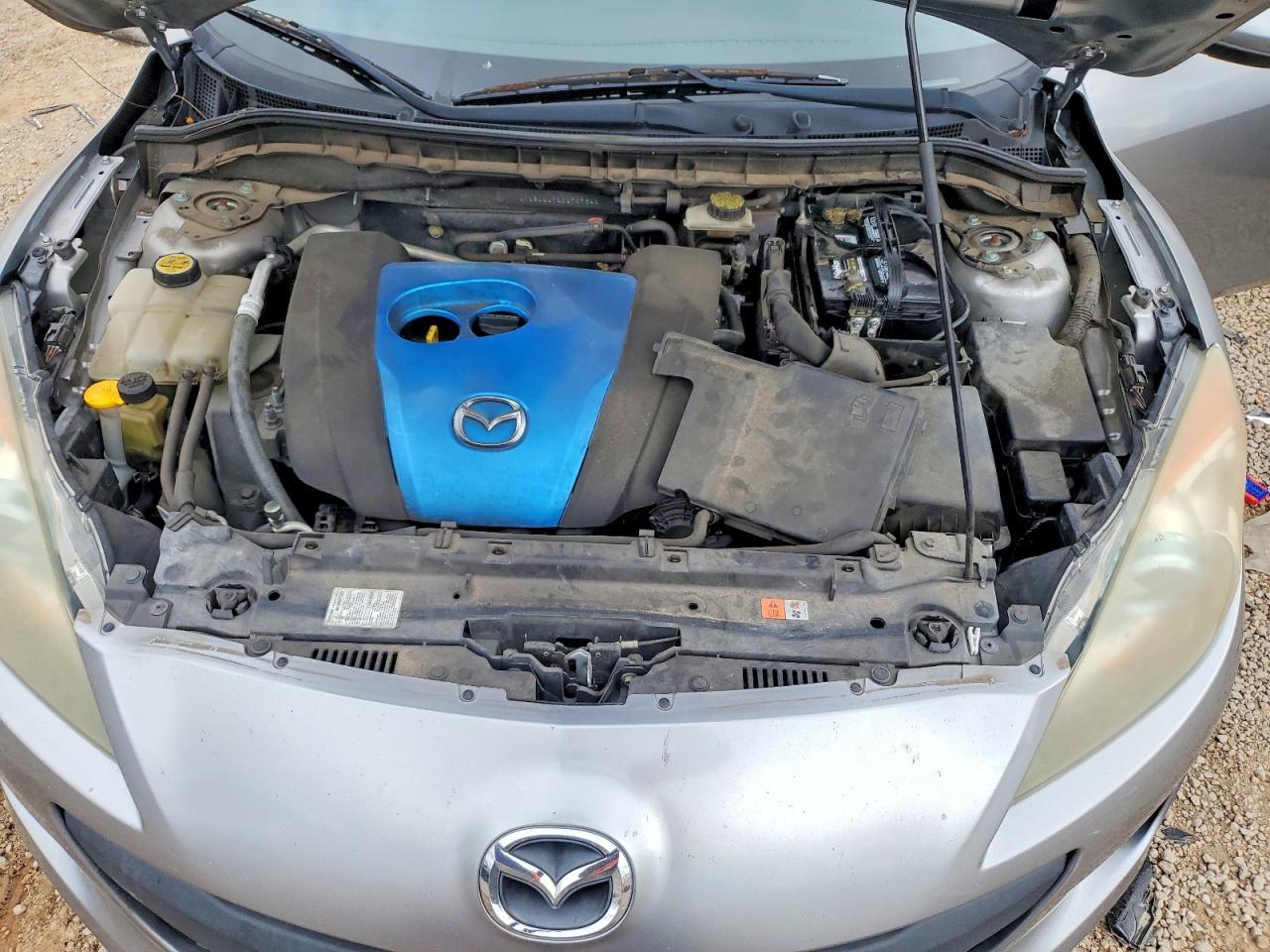 2013 Mazda 3 I