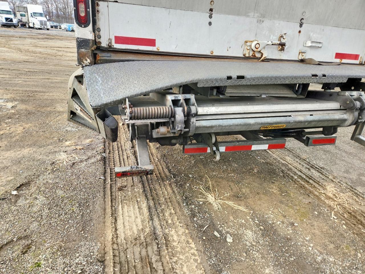 2016 International MA025 BOX Truck