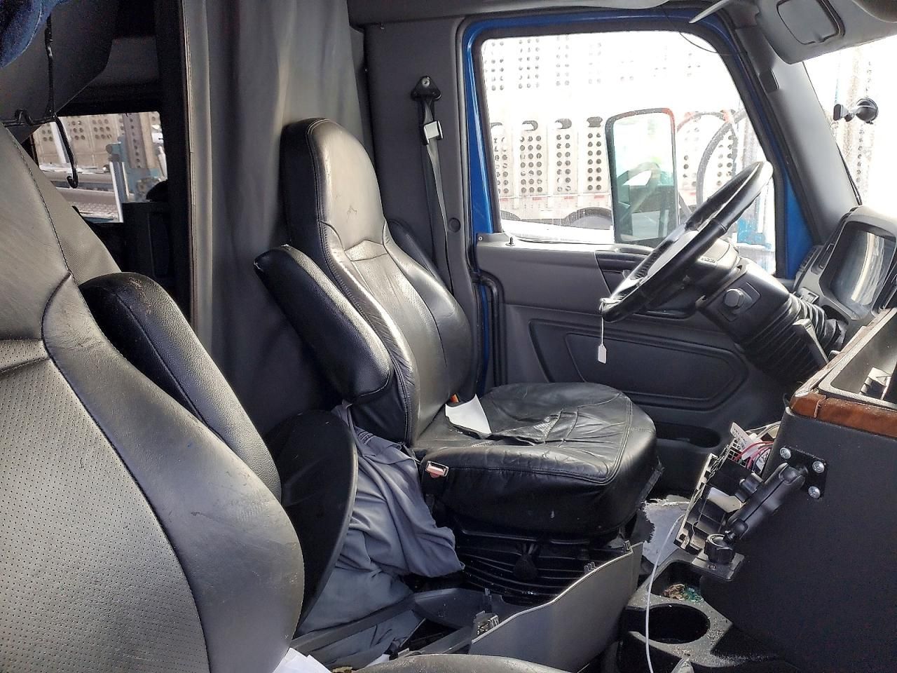 2021 International LT625