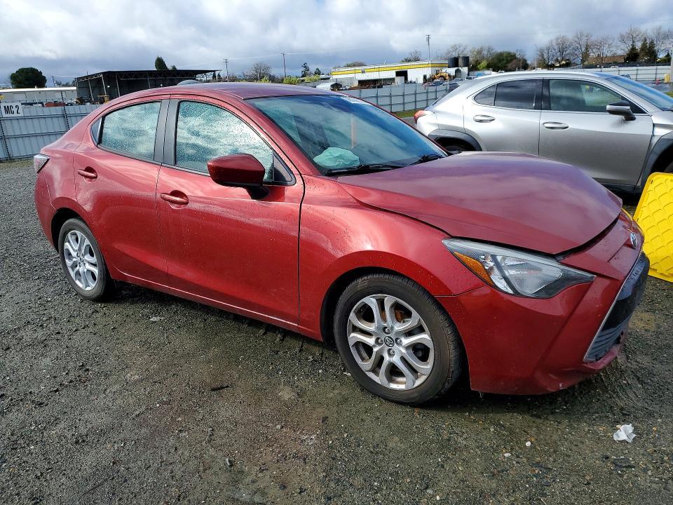 2017 Toyota Yaris ia