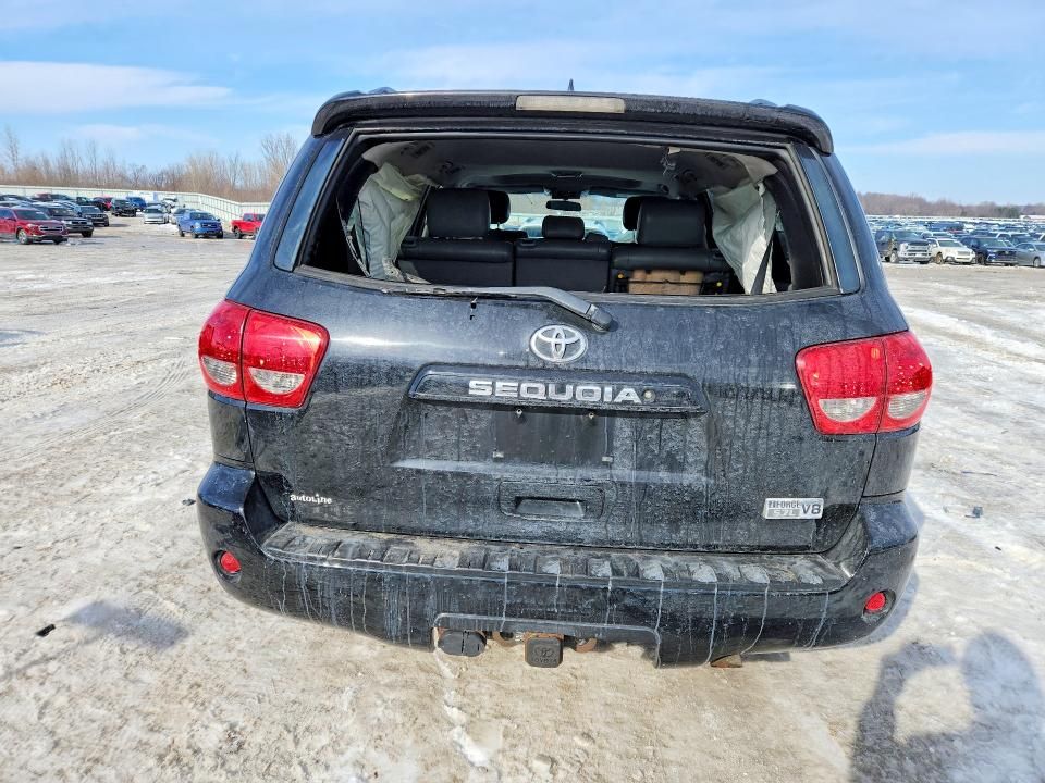 2013 Toyota Sequoia SR5