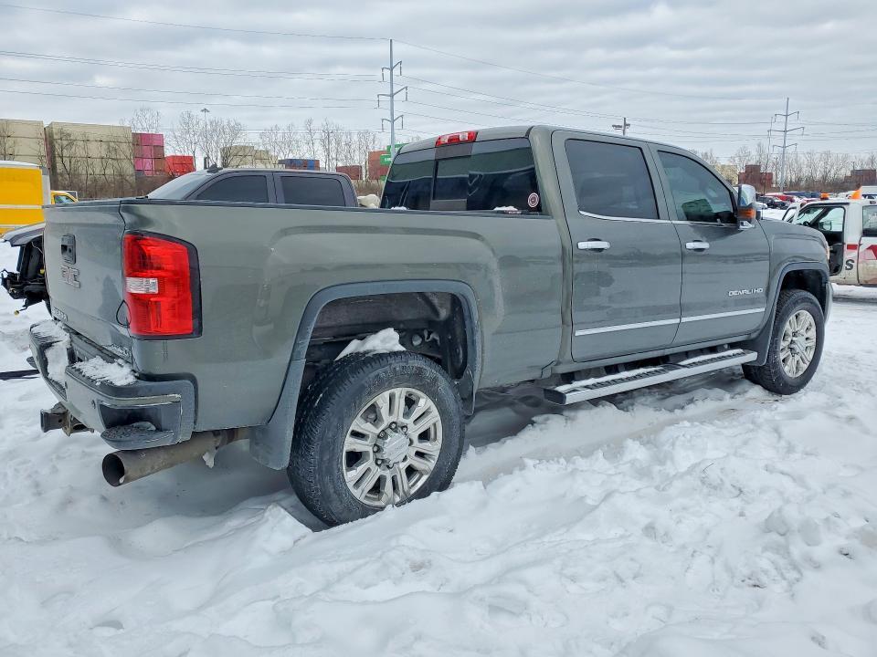 2017 GMC Sierra K2500 Denali