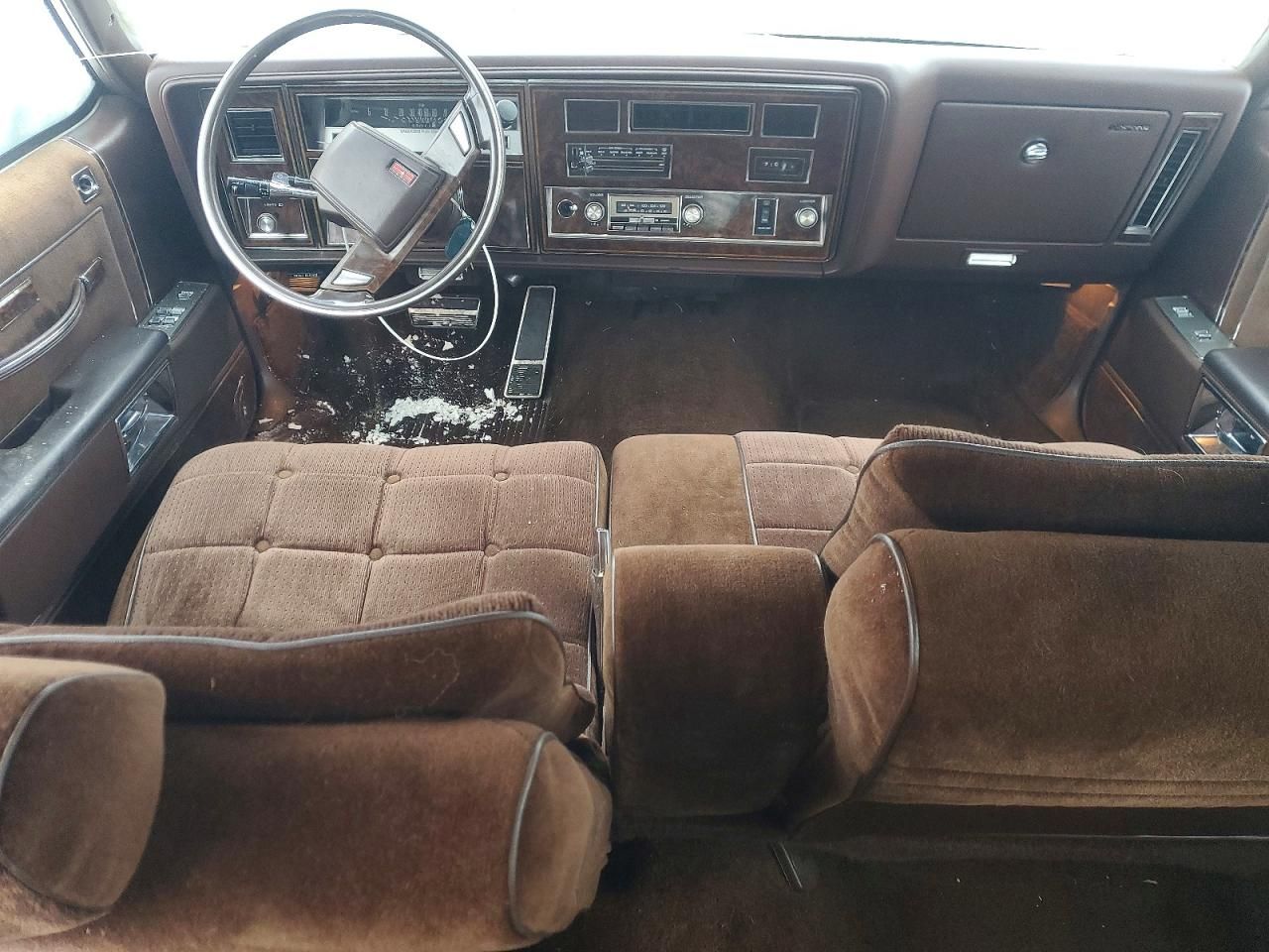 1984 Oldsmobile Delta 88 Royale Brougham