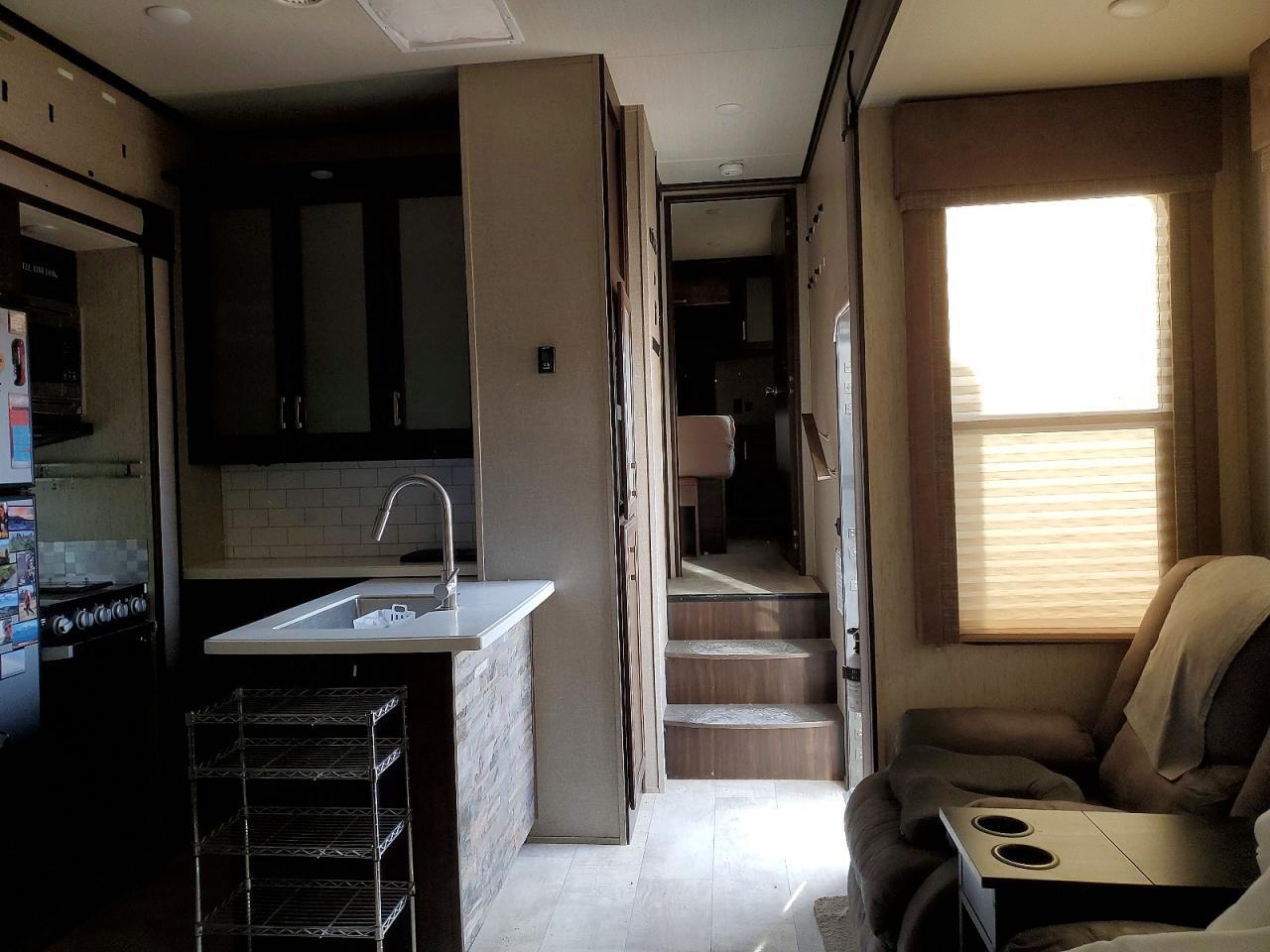 2019 Momentum 2019 Grand Design Momentum TOY Hauler Camper