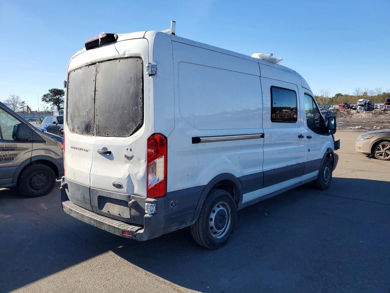 2018 Ford Transit T-250