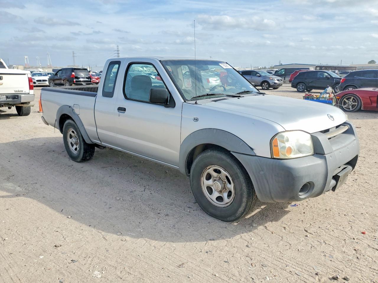 2004 Nissan Frontier Standard