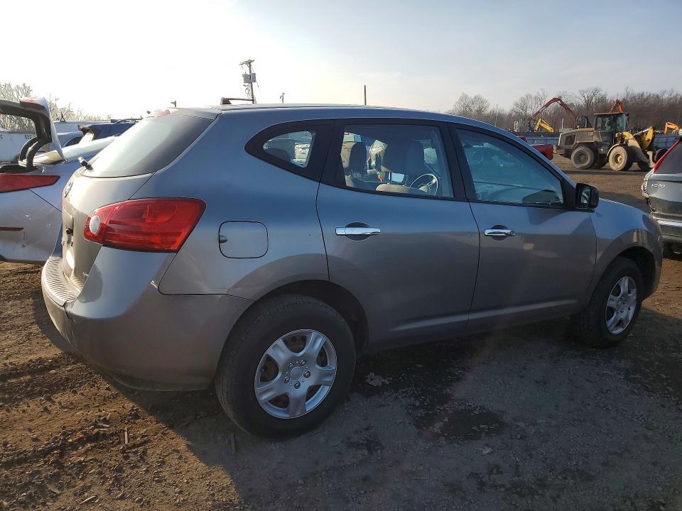 2010 Nissan Rogue s