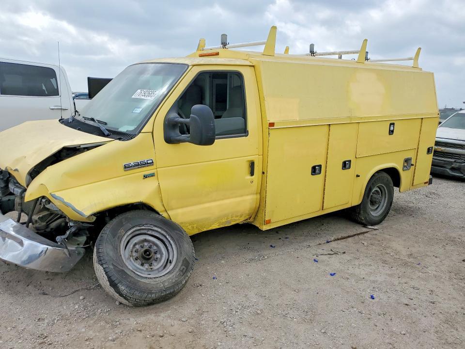 2016 Ford E350 Utility / Service Truck