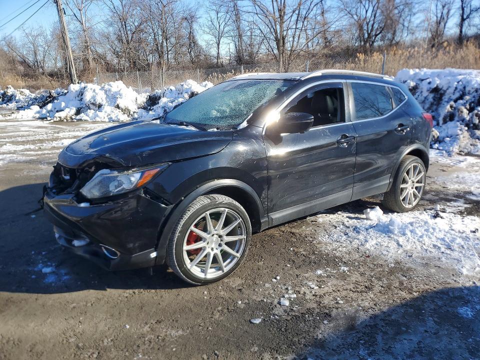2017 Nissan Rogue Sport sl