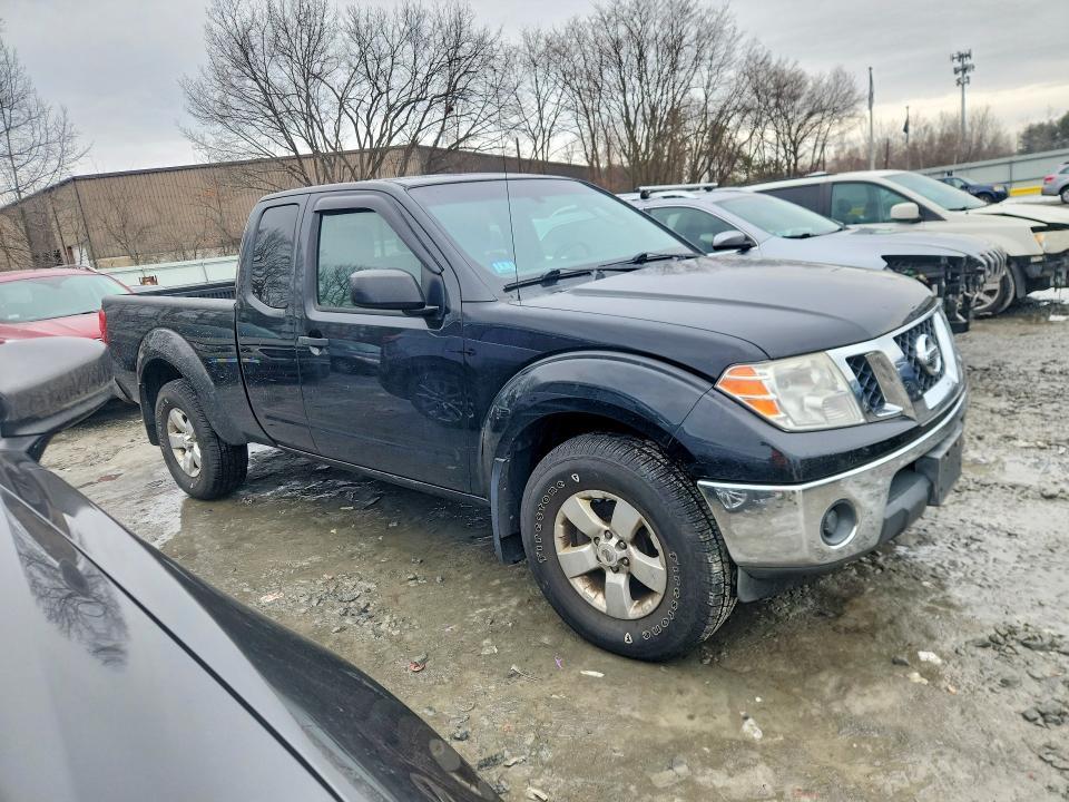 2010 Nissan Frontier King cab se