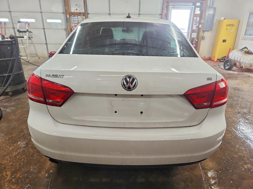 2013 Volkswagen Passat se