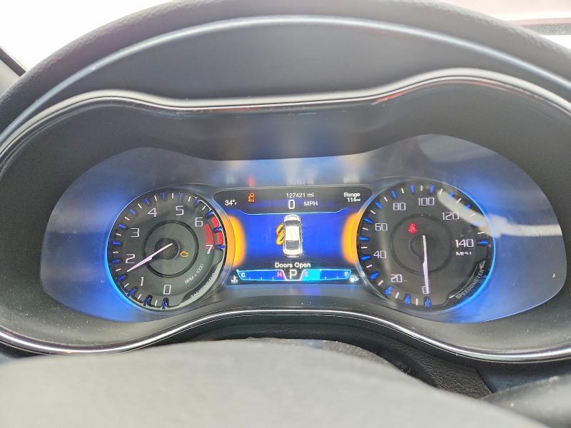 2015 Chrysler 200 s