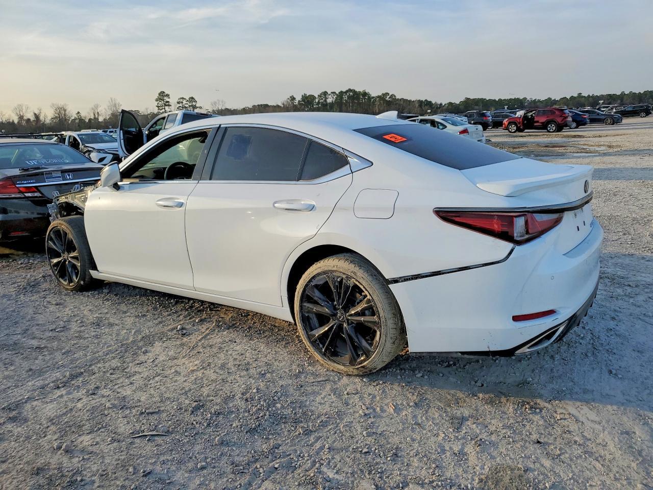 2022 Lexus Es 350 Base