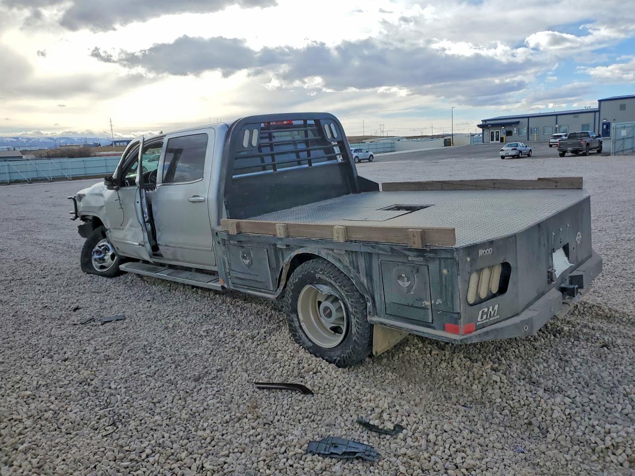 2018 GMC Sierra 350 Flatbed Truck