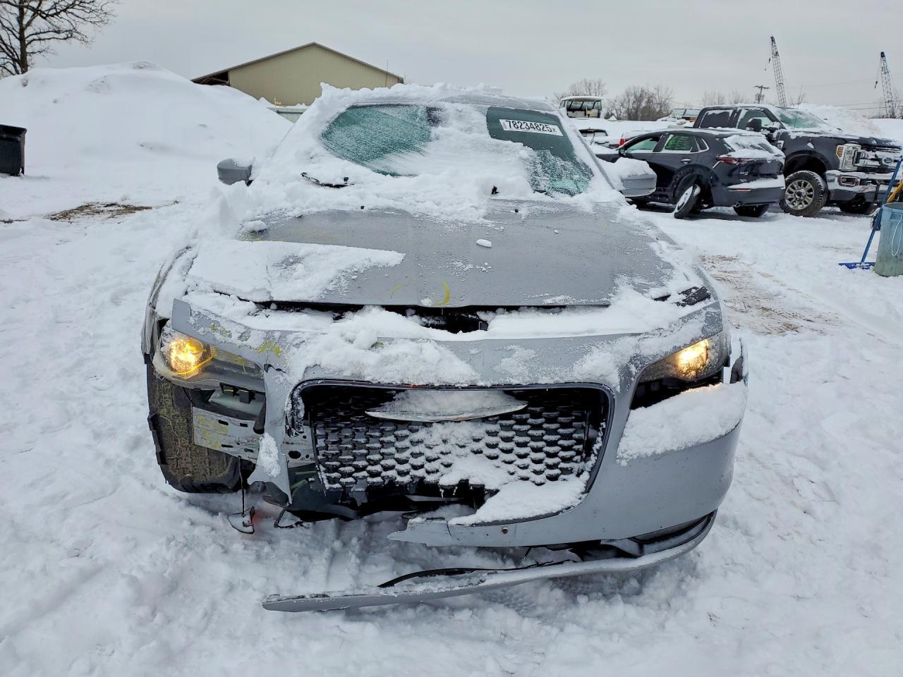 2016 Chrysler 300 s