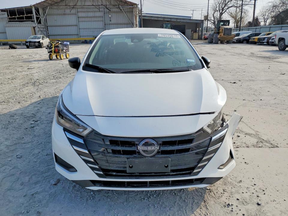 2025 Nissan Versa s